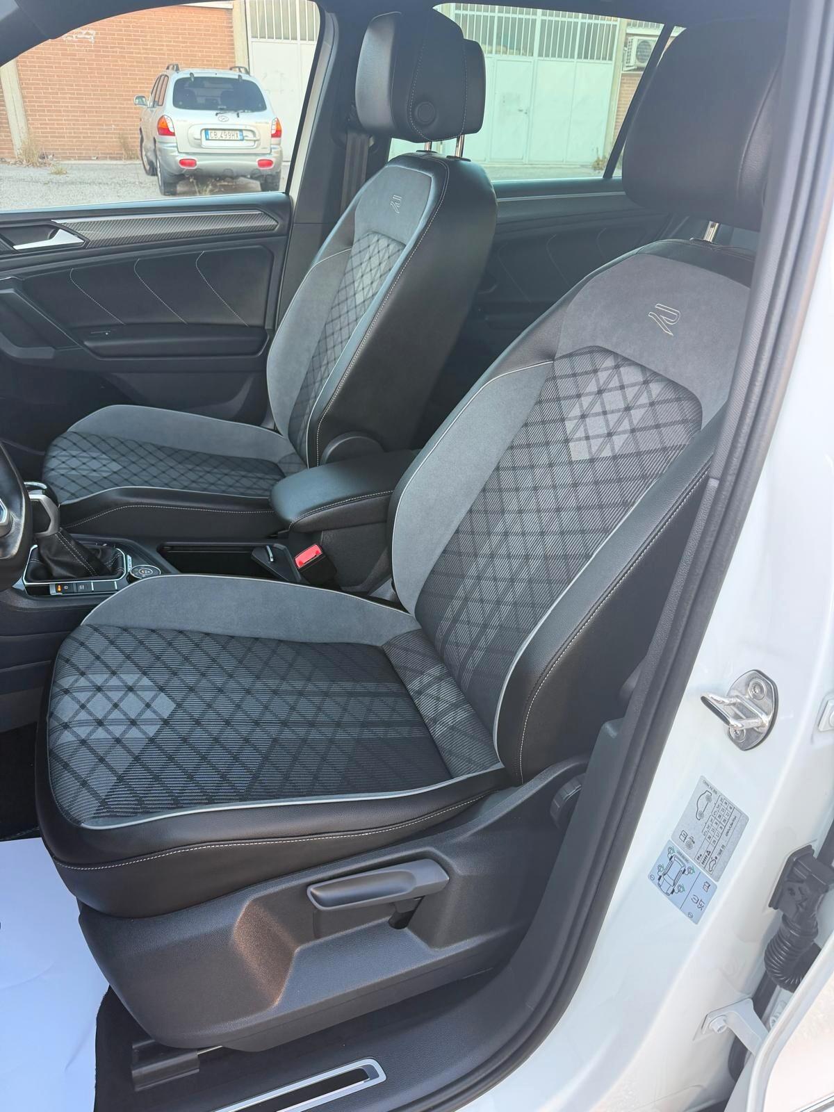Volkswagen Tiguan 2.0 TDI 200 CV SCR DSG 4MOTION R-Line