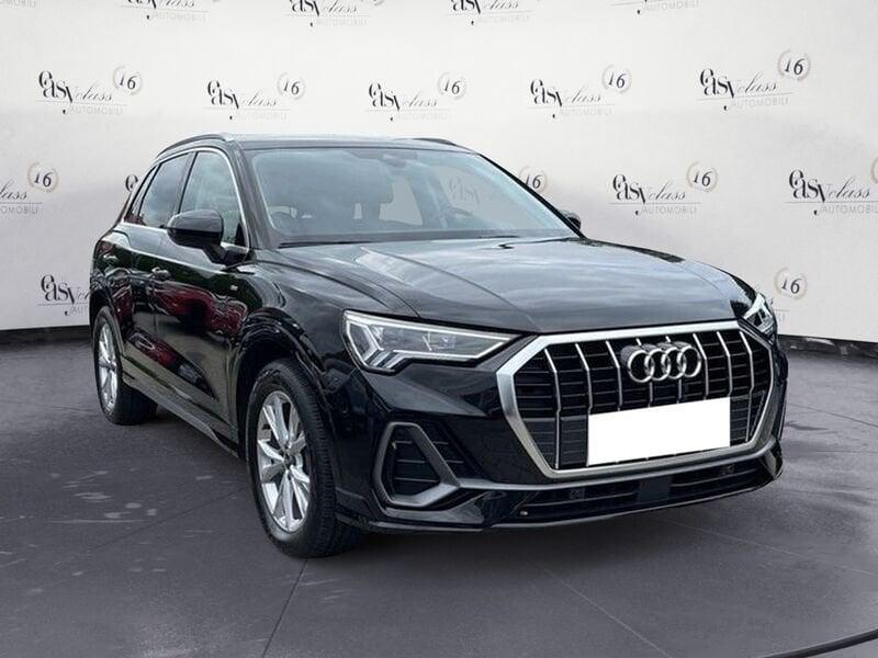 Audi Q3 35 TFSI S tronic S line Led Matrix Camera 18"