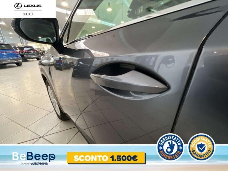 Lexus NX 300H 2.5 BUSINESS 4WD CVT