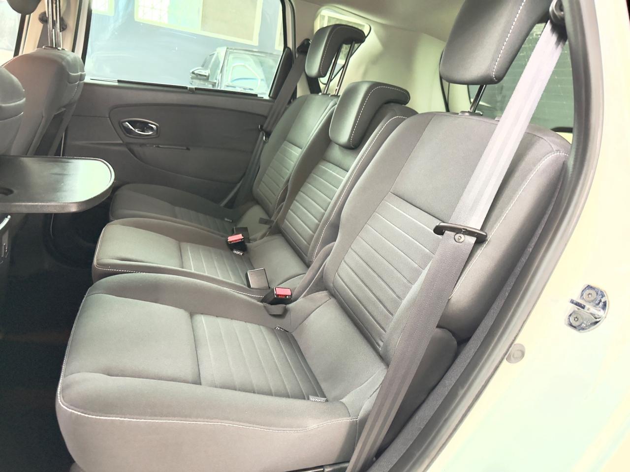 Renault Scenic Scénic XMod dCi 110 CV EDC Limited