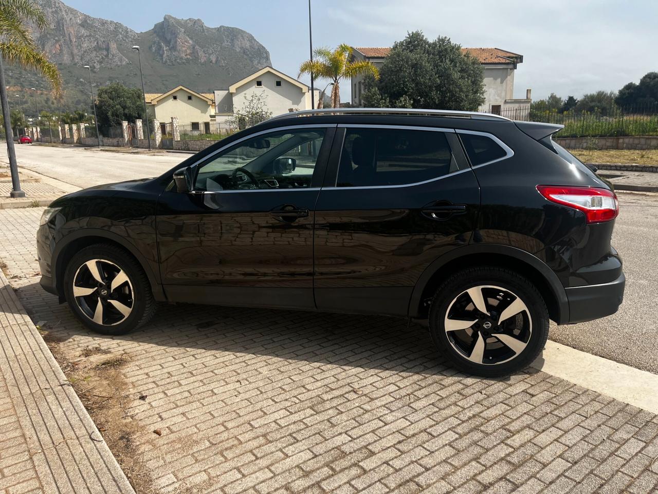Nissan Qashqai 1.5 dCi 360