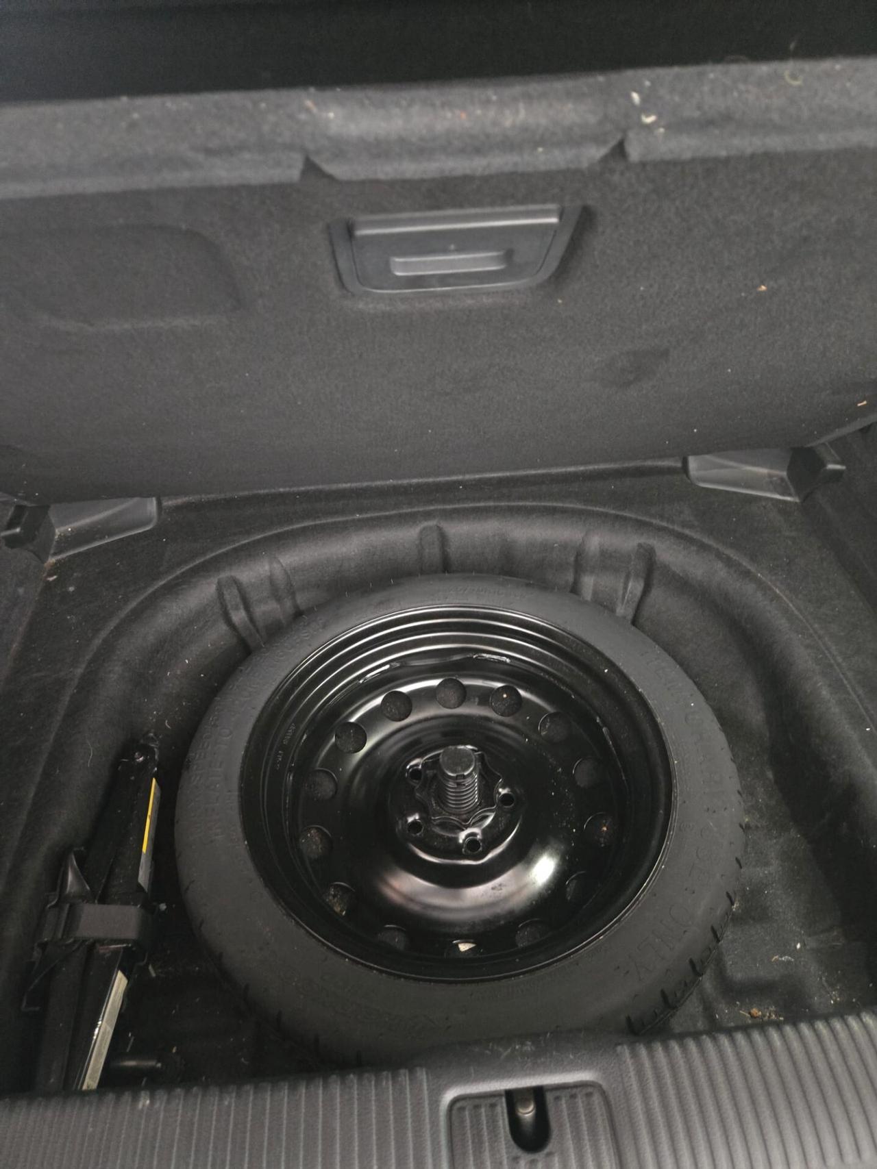 Audi A3 1.6 TDI clean diesel S tronic Admired