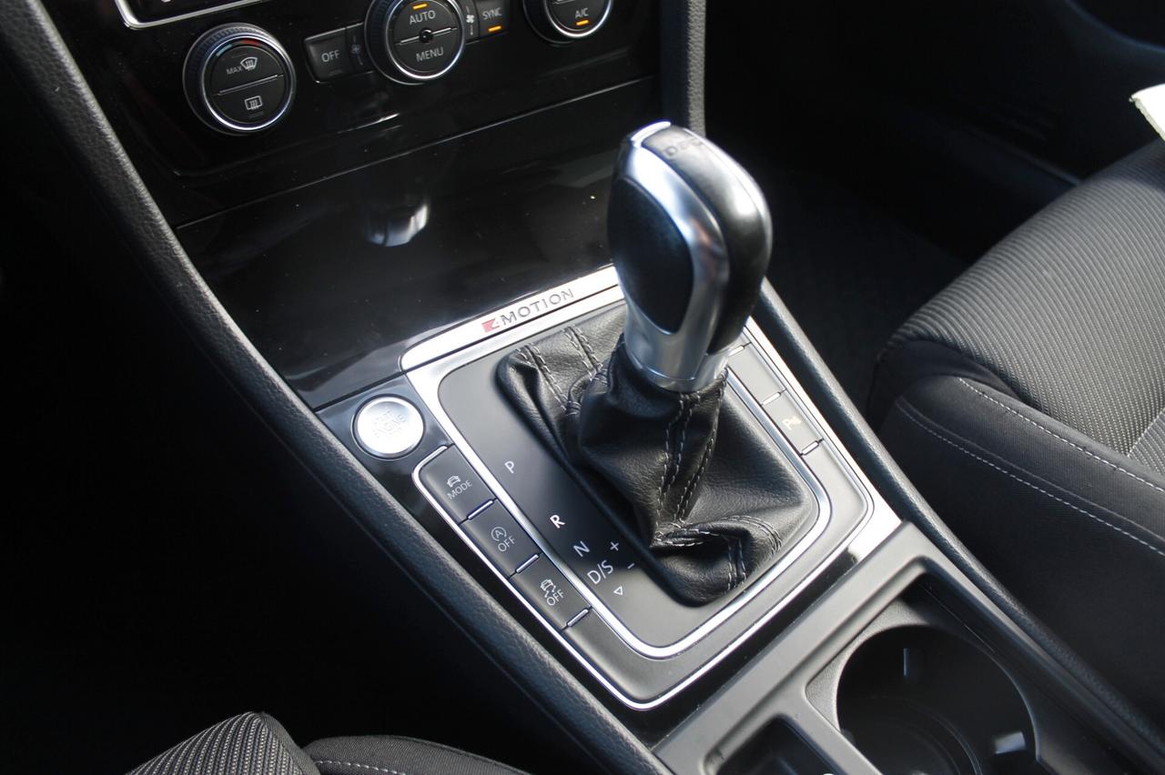 Volkswagen Golf R 2.0 TSI DSG 4MOTION 5p. BMT