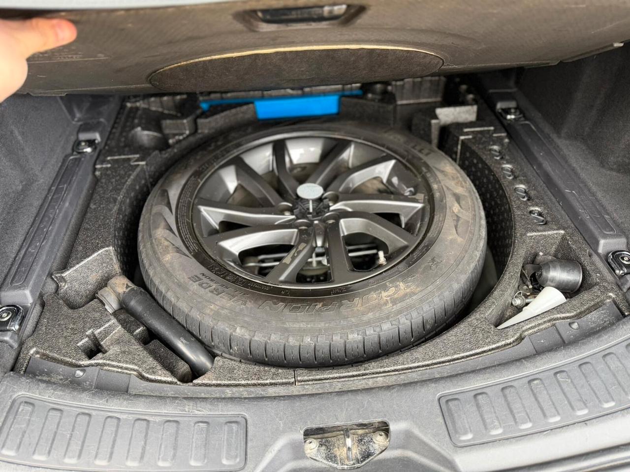 Land Rover Discovery Sport 2.0 TD4 150 cv motore totalmente revisionato da noi