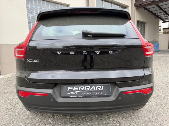 VOLVO XC40 IN PROMO!!!!!!!!BENZINA Geartronic Momentum Core