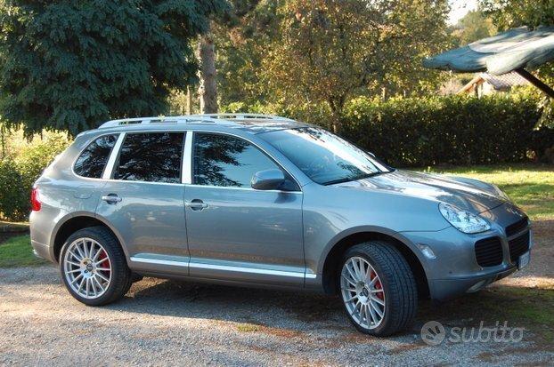 Porsche Cayenne TURBO " TAGLIANDI UFFICIALI " DA VETRINA, CONDIZIONI OTTIME