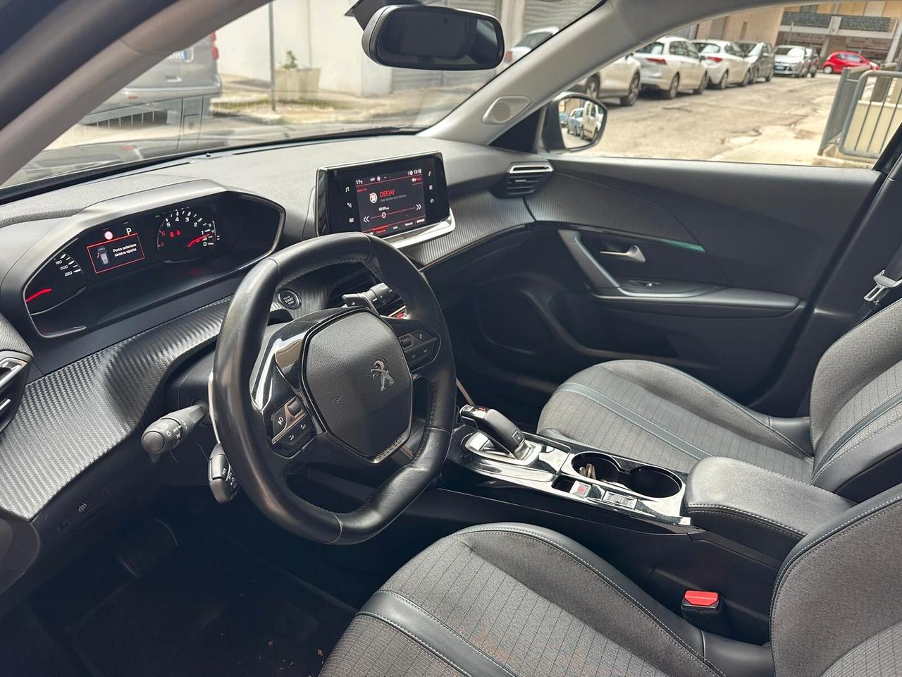 Peugeot 2008 BlueHDi 130CV EAT8 Allure Pack