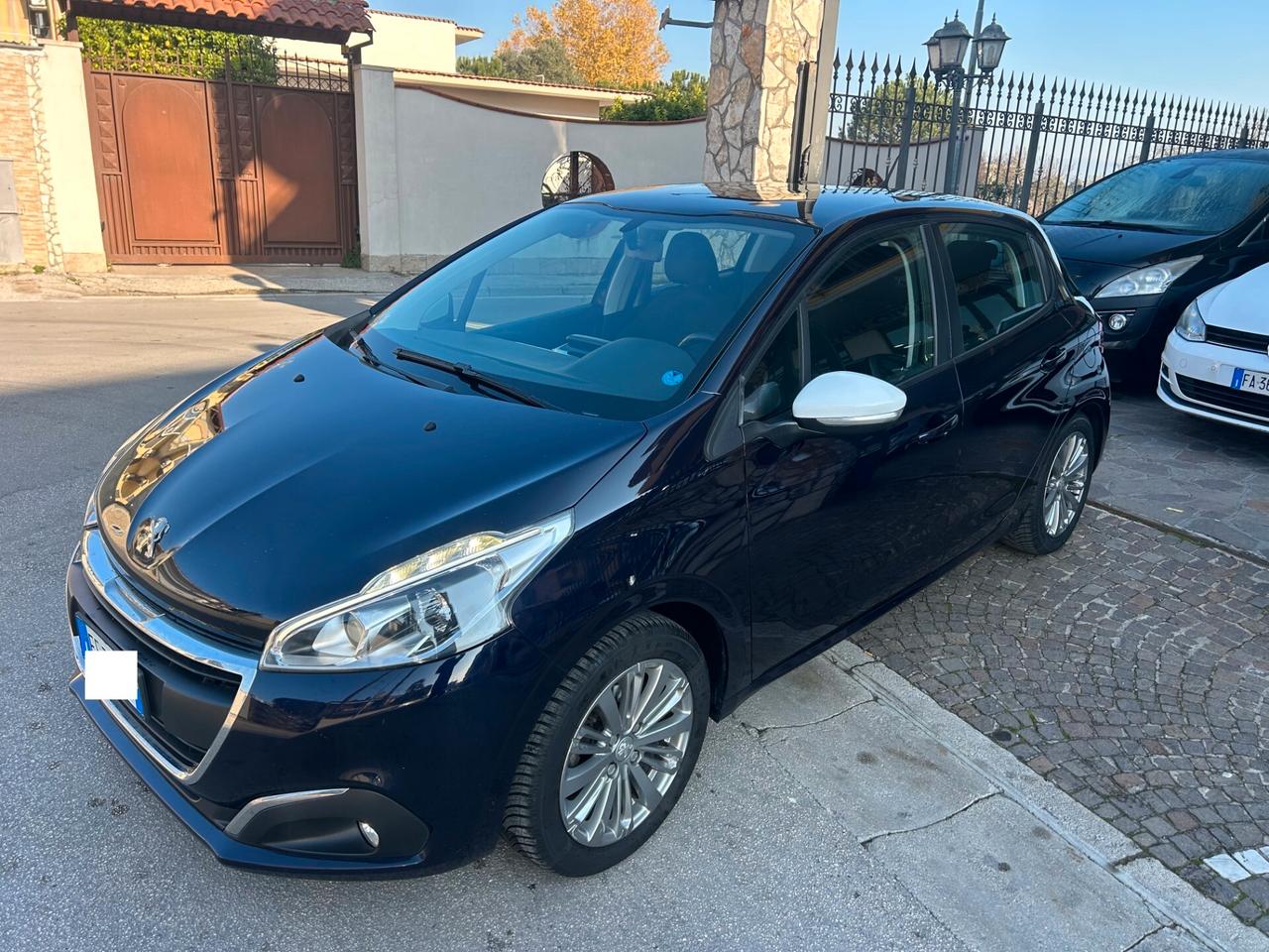 Peugeot 208 PureTech 82 5 porte Allure