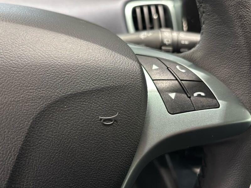 Lancia Ypsilon Ypsilon 1.0 FireFly 5 porte S&S Hybrid Platino