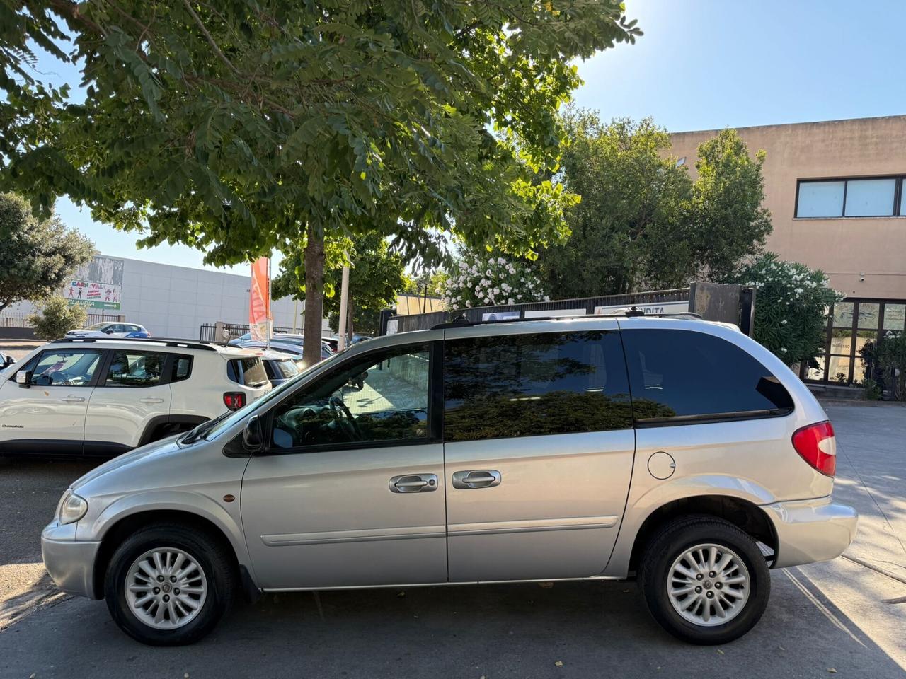 Chrysler Voyager Grand Voyager 2.5 CRD cat Limited