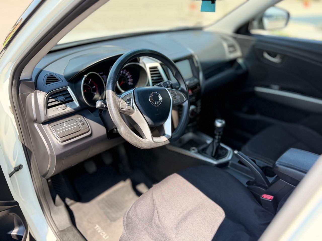Ssangyong Tivoli 1.6d 2017 130 mila km garanzia 12 mesi