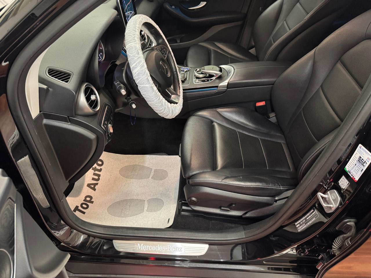 MERCEDES-BENZ GLC 220 d 4MATIC COUPE SPORT NIGHT EDITION