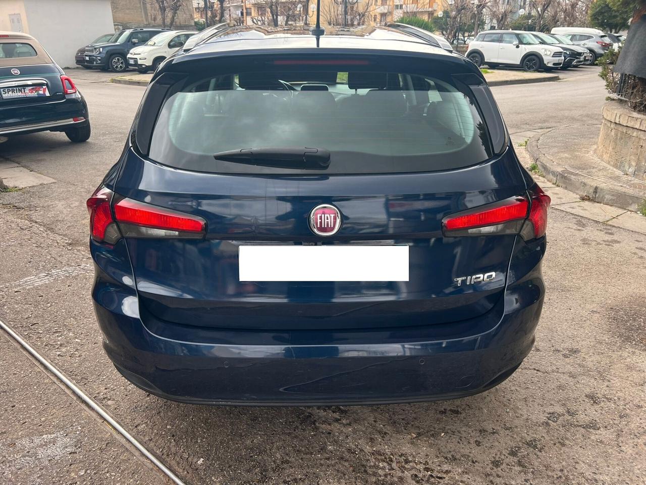 Fiat Tipo 1.6 Mjt S&S SW Lounge RETROCAMERA