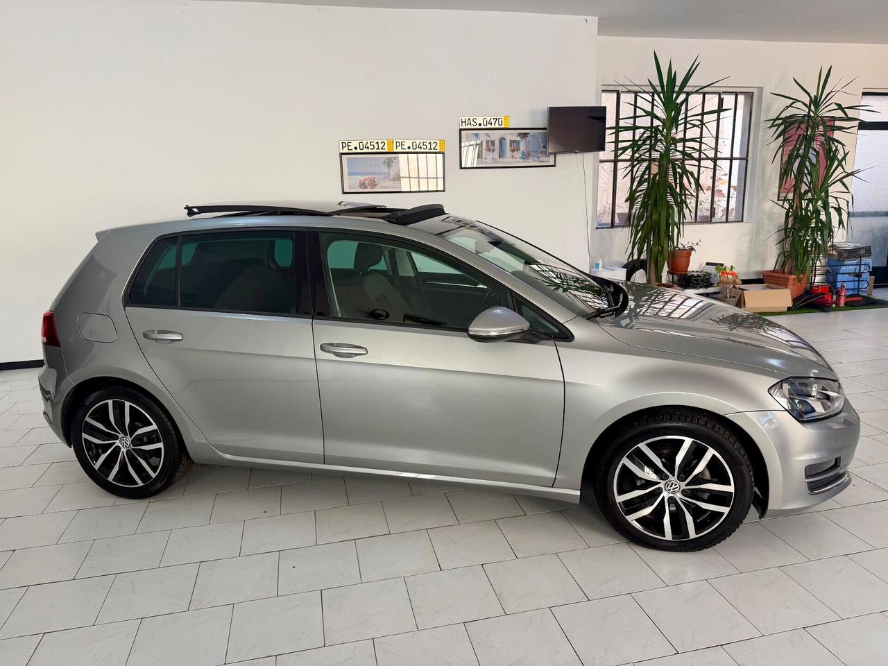 Volkswagen Golf 1.4 TSI DSG 5p.*TETTO*NAVI*SENSORI Highline BlueMotion Technology