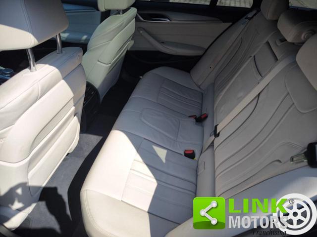 BMW 530 d xDrive 249CV Touring Msport