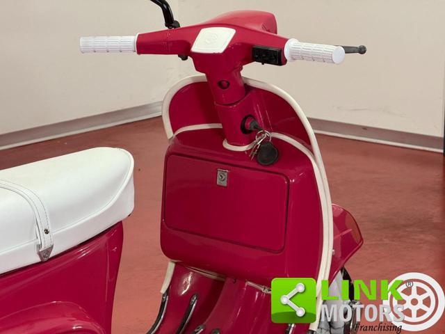 PIAGGIO Vespa 50 Special 4 marce " BARBIE STYLE "