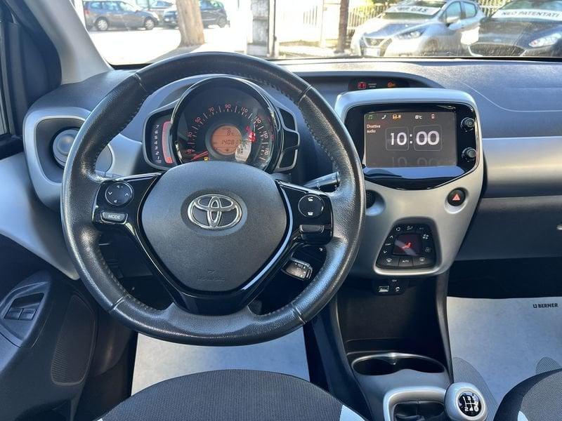 Toyota Aygo Aygo 1.0 VVT-i 69 CV 5 porte x-wave