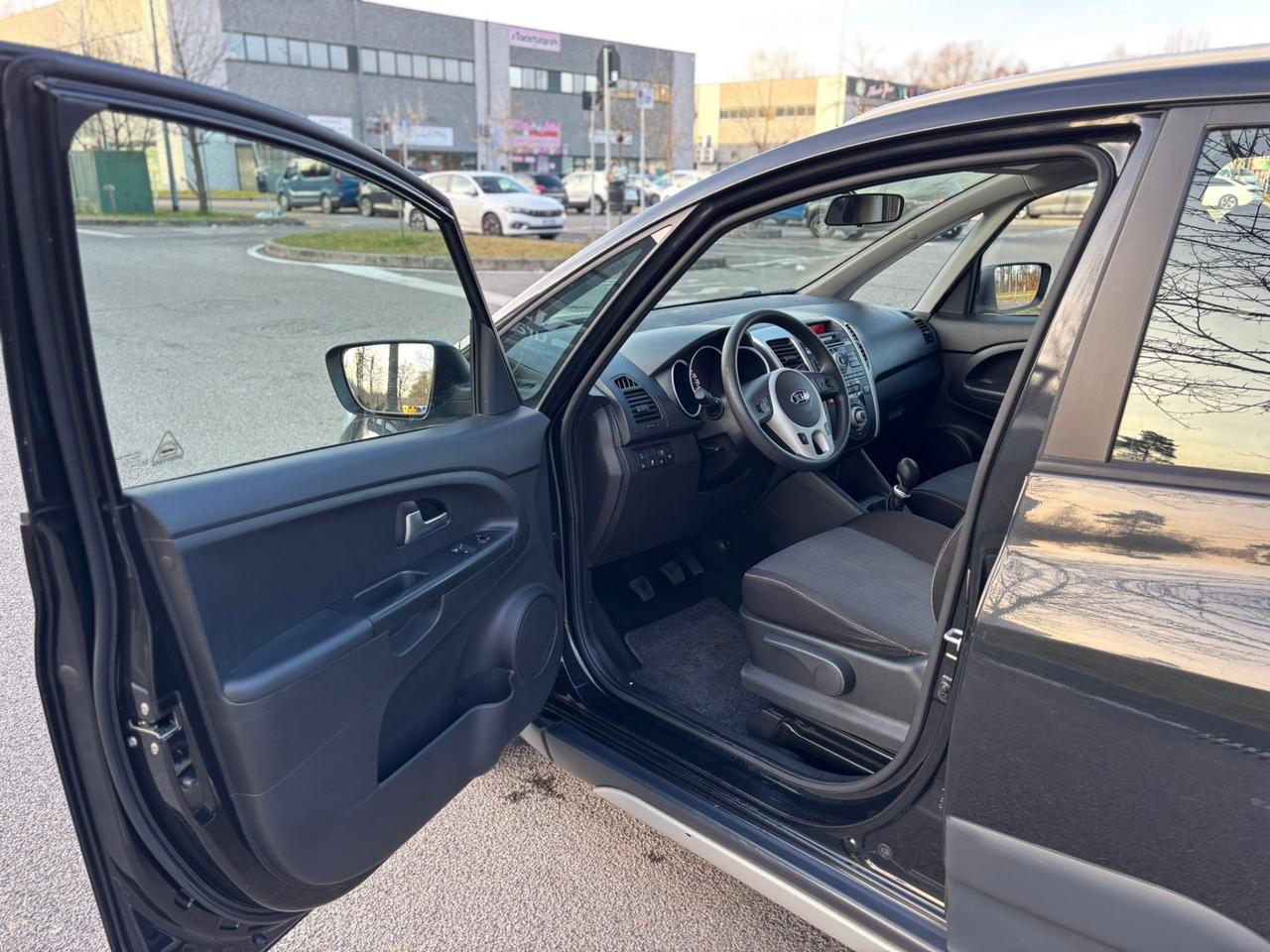 Kia Venga 1.4 CRDi 90CV crossover