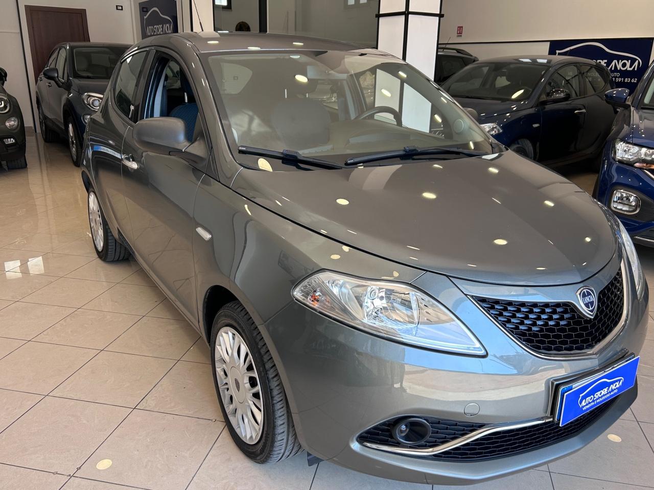 Lancia Ypsilon 1.2 69 CV 5 porte Gold
