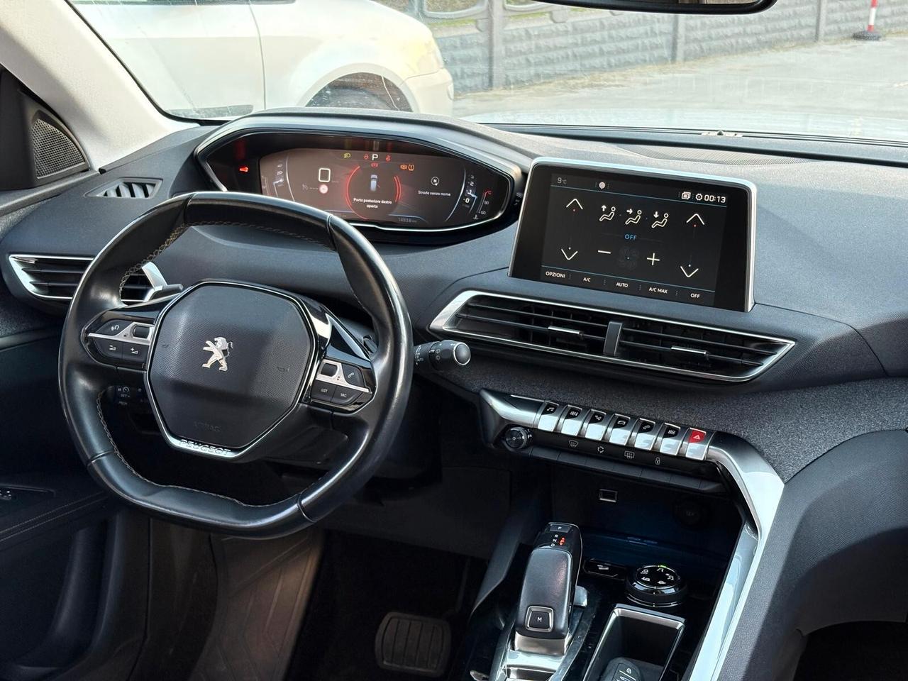 Peugeot 3008 BlueHDi 130 S&S EAT8 Allure