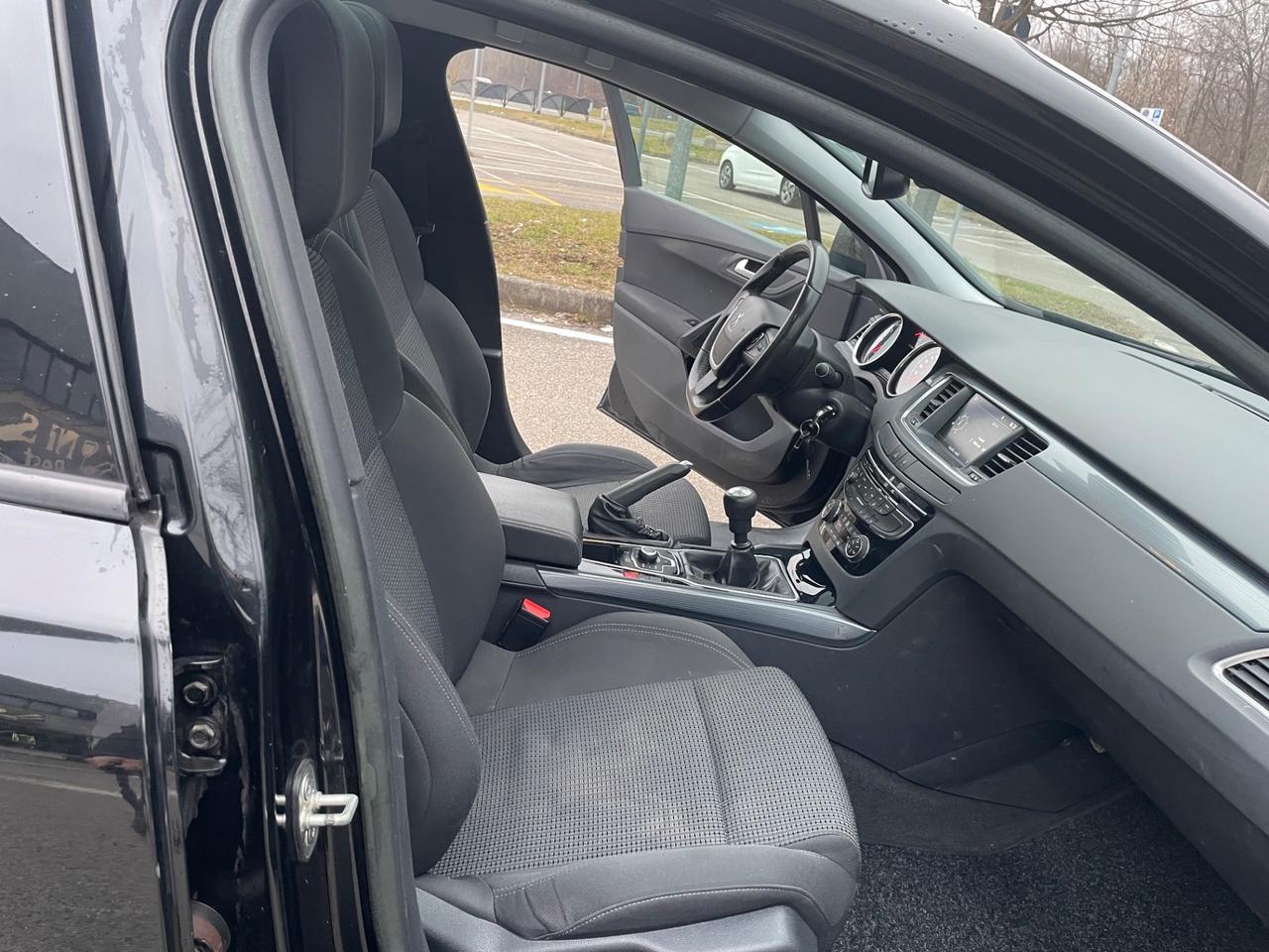 Peugeot 508 2.0 HDi 140CV SW *Tetto*Navi*Cerchi*