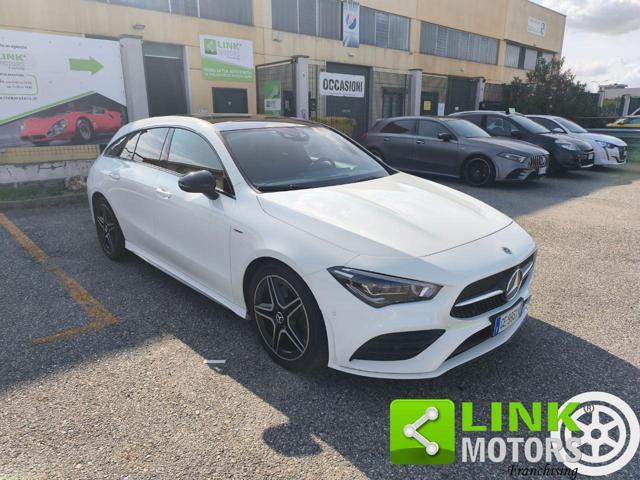 MERCEDES-BENZ CLA 200 d Automatic Shooting Brake Premium Amg