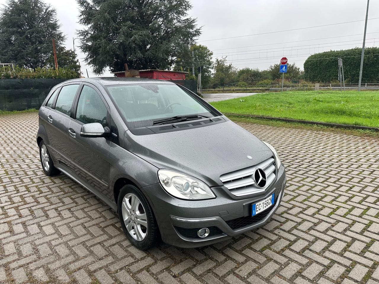 Mercedes-benz B 180 B 180 BlueEFFICIENCY Executive