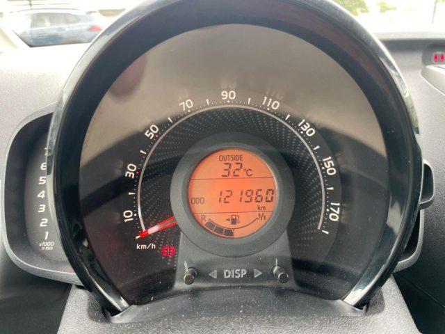 TOYOTA Aygo 1.0 VVT-i 72 CV 5 porte x-play