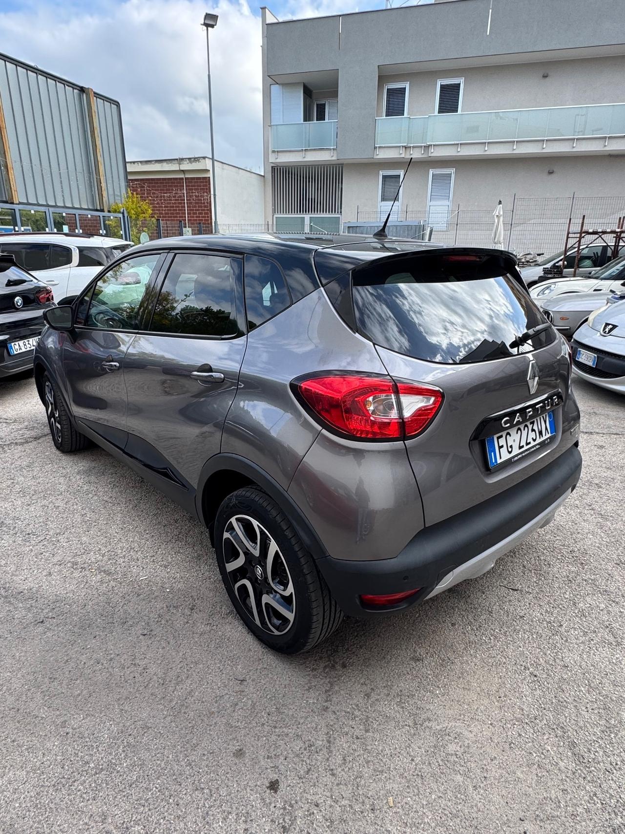 Renault Captur dCi 8V 90 CV EDC Start&Stop Energy Intens
