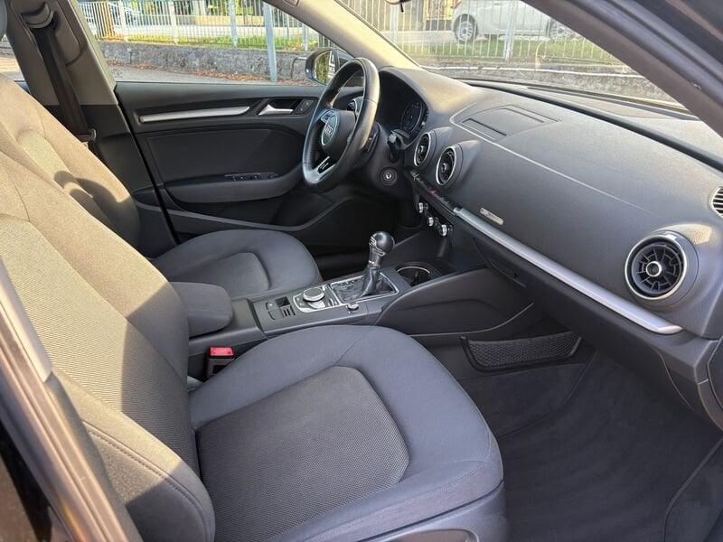 Audi A3 30 TDI S tronic Business