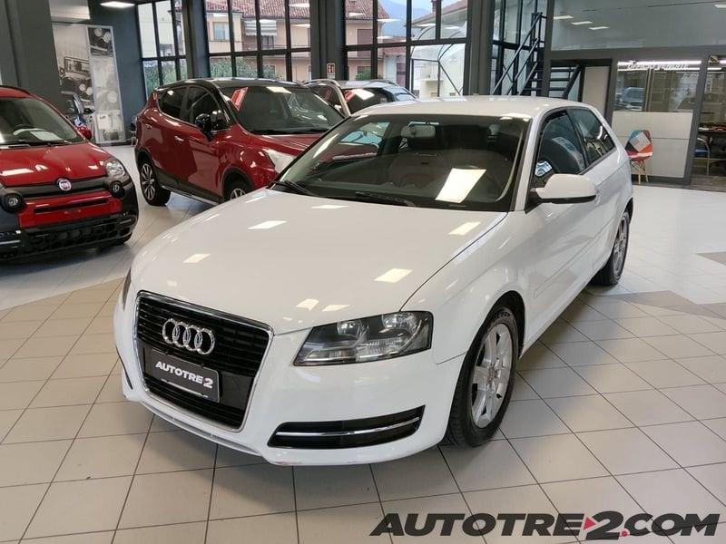 Audi A3 A3 1.6 tdi Attraction 90cv
