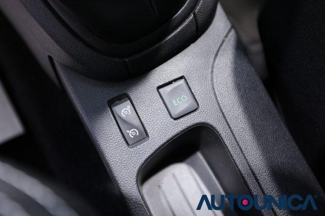 RENAULT Clio TCE 12V 75 CV 5 PORTE GENERATION NEOPATENTATI
