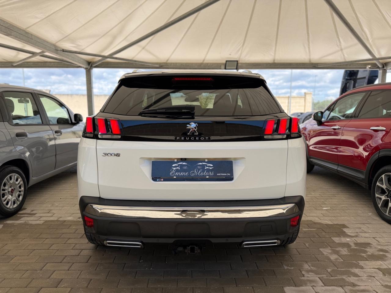 Peugeot 3008 BlueHDi 130 S&S EAT8 Crossway
