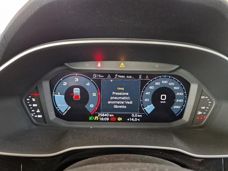 AUDI Q3 35 TDI Business