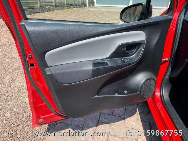 TOYOTA Yaris 1.5 Hybrid 5 porte Active