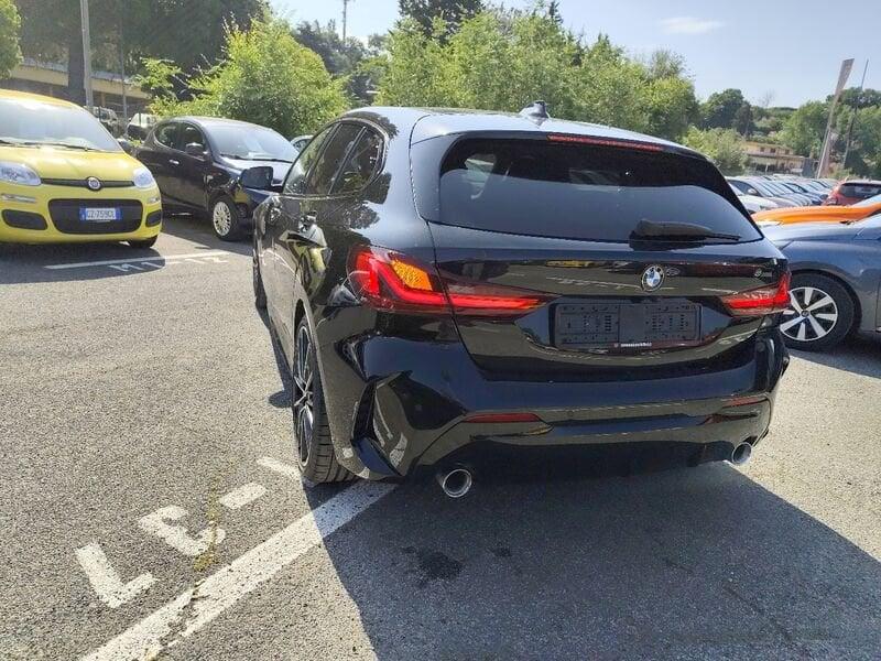 BMW Serie 1 F40 118d Msport