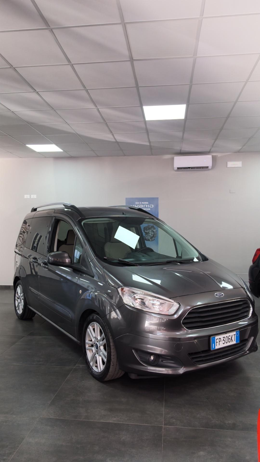 Ford Tourneo Courier 1.5 TDCI 75 CV Plus