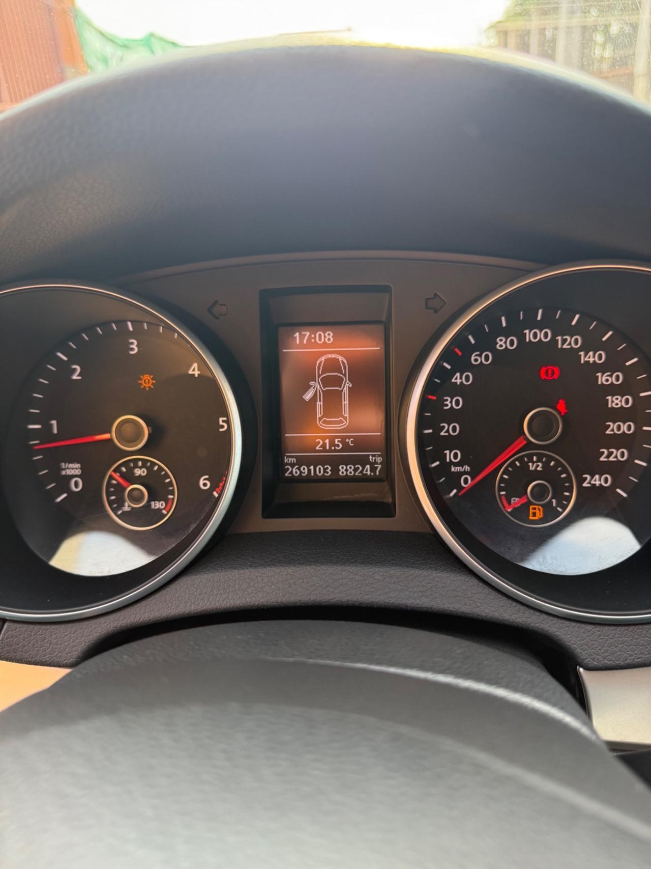 Volkswagen Golf 1.6 TDI DPF 5p. Highline