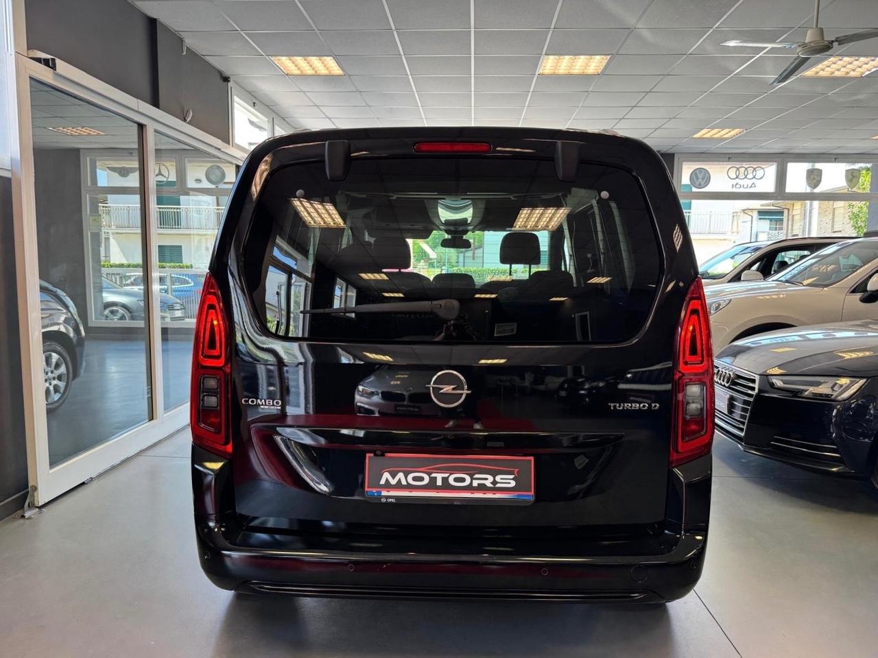 Opel Combo Life 1.5D 130 CV S&S MT6 Innovation