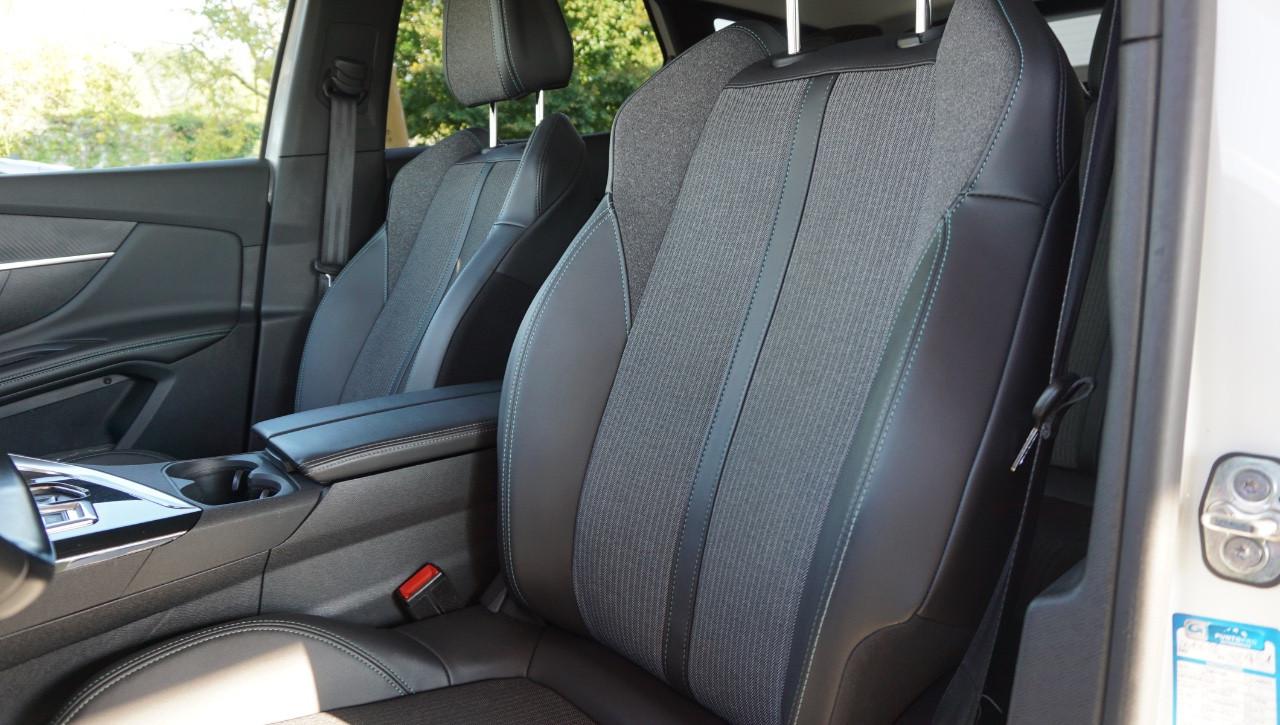 Peugeot 3008 3008 1.5 bluehdi Allure s&s 130cv eat8