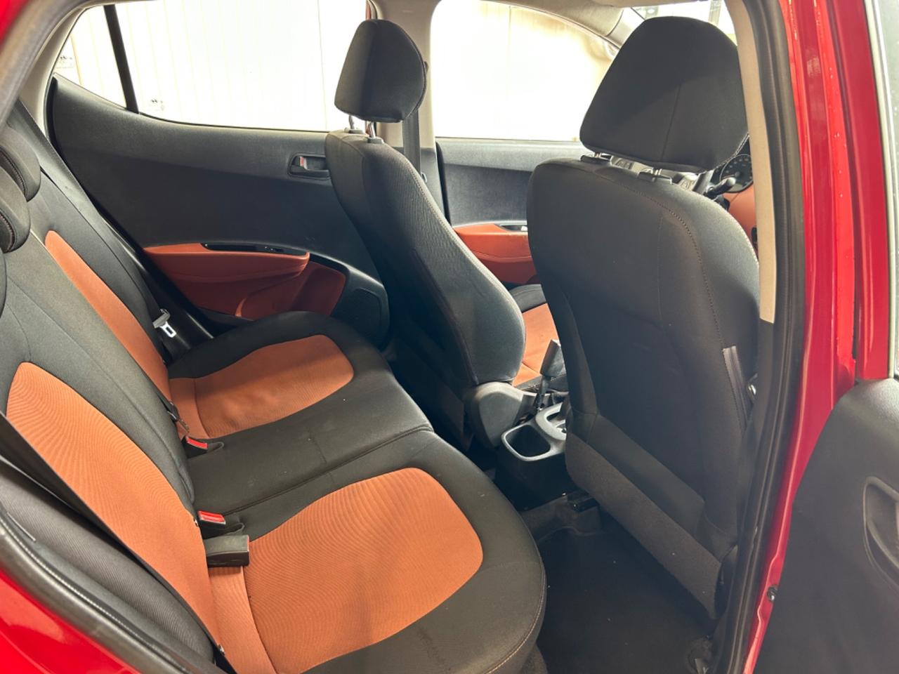 Hyundai i10 Login