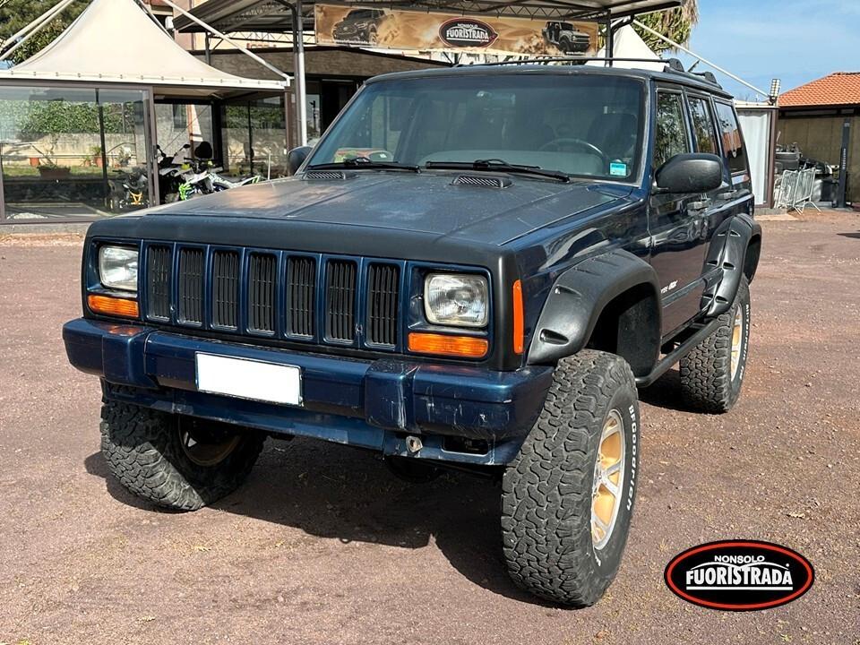 Jeep Cherokee 2.5 TD 5 Porte Sport