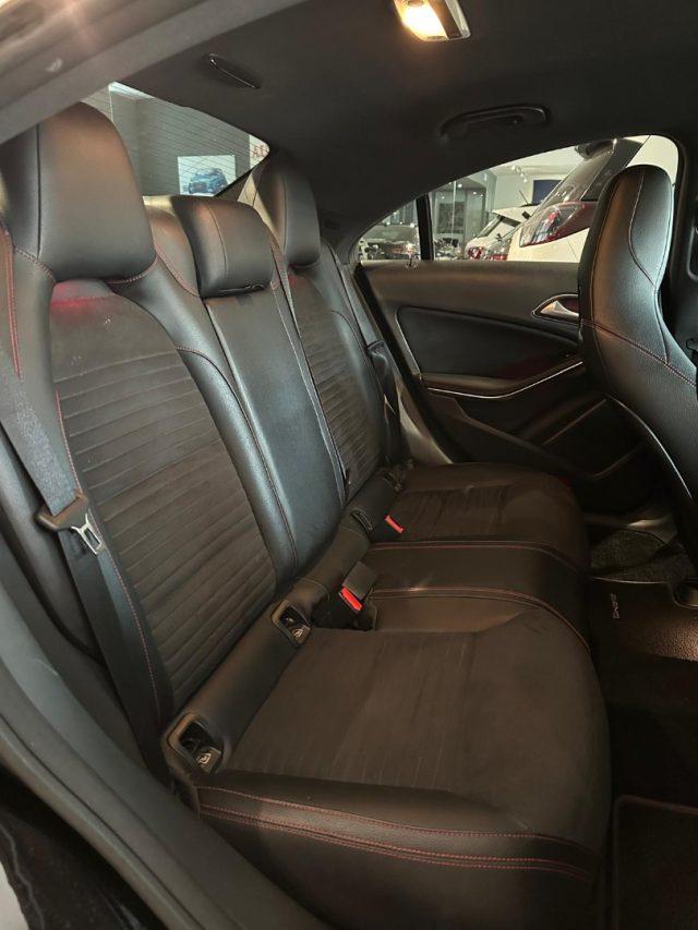 MERCEDES-BENZ CLA 200 d 4Matic Automatic Premium