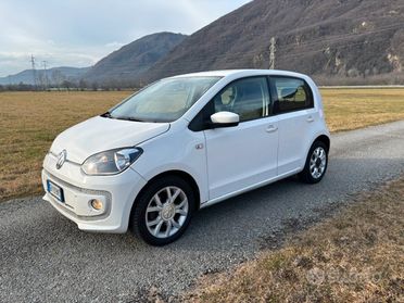 Volkswagen UP 5 PORTE BENZINA POCHISSIMI KM