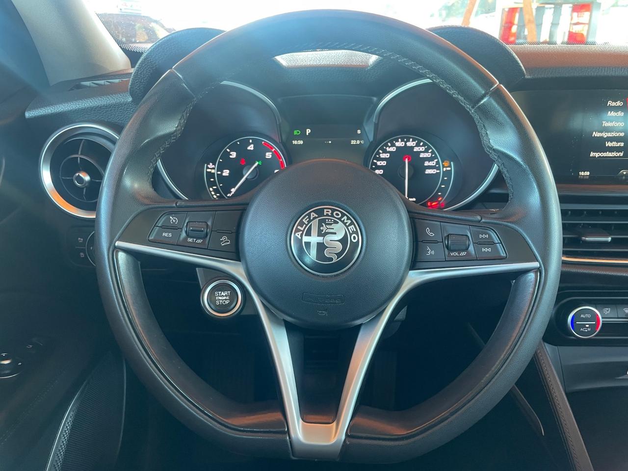 Alfa Romeo Stelvio 2.2 Turbodiesel 150 CV AT8 RWD Super