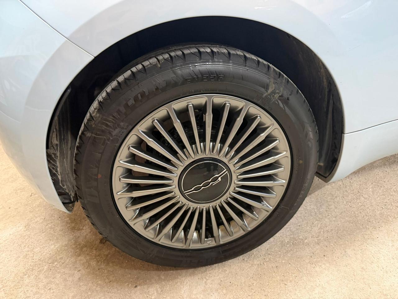 Fiat 500 elettrica 12 mesi garanzia-2021