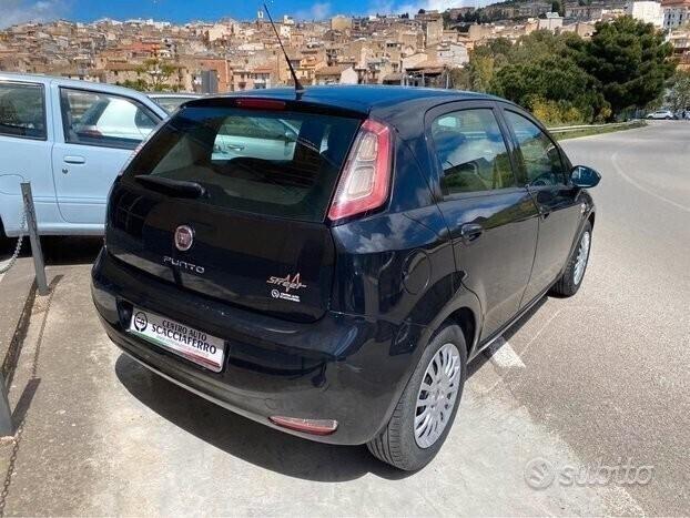 Fiat Punto 1.3 MJT II 75 CV 5 porte Lounge