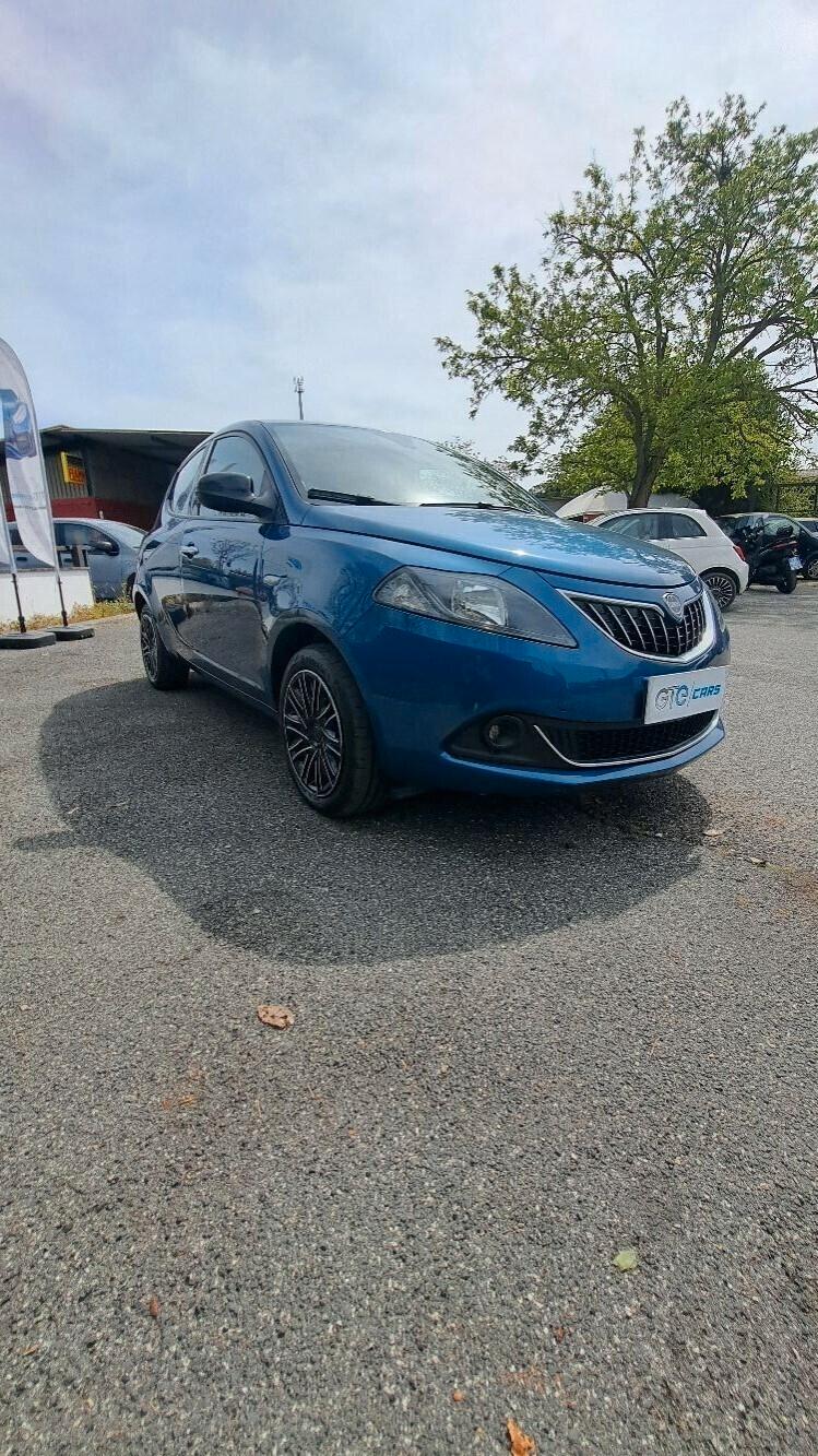Lancia Ypsilon 1.0 FireFly 5 porte S&S Hybrid Ecochic Gold