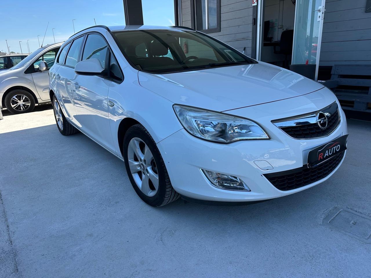 Opel Astra 1.7 CDTI 110CV Sports Tourer Elective