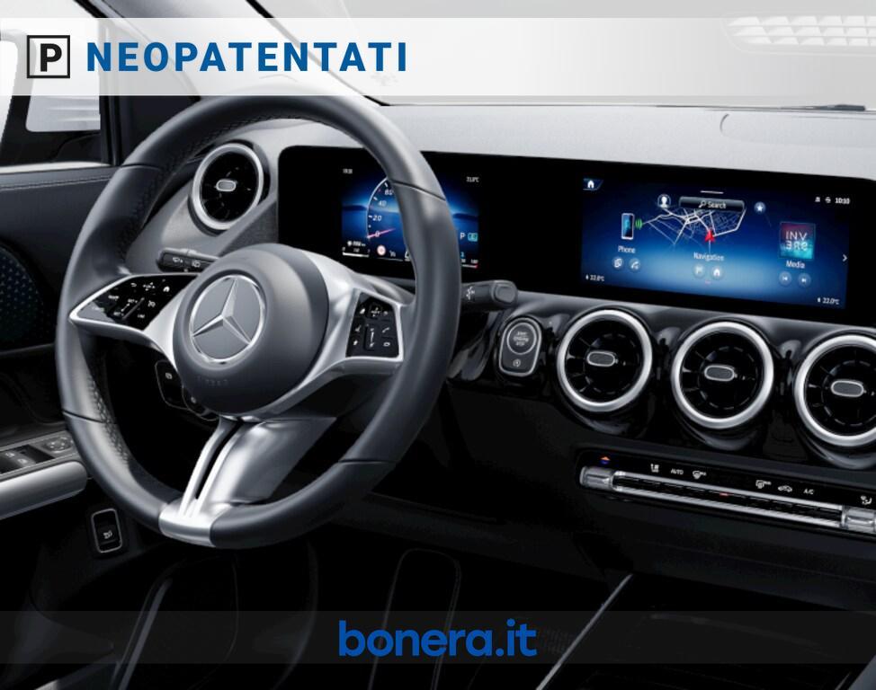 Mercedes GLA 180 180 D Progressive Advanced 8G-DCT